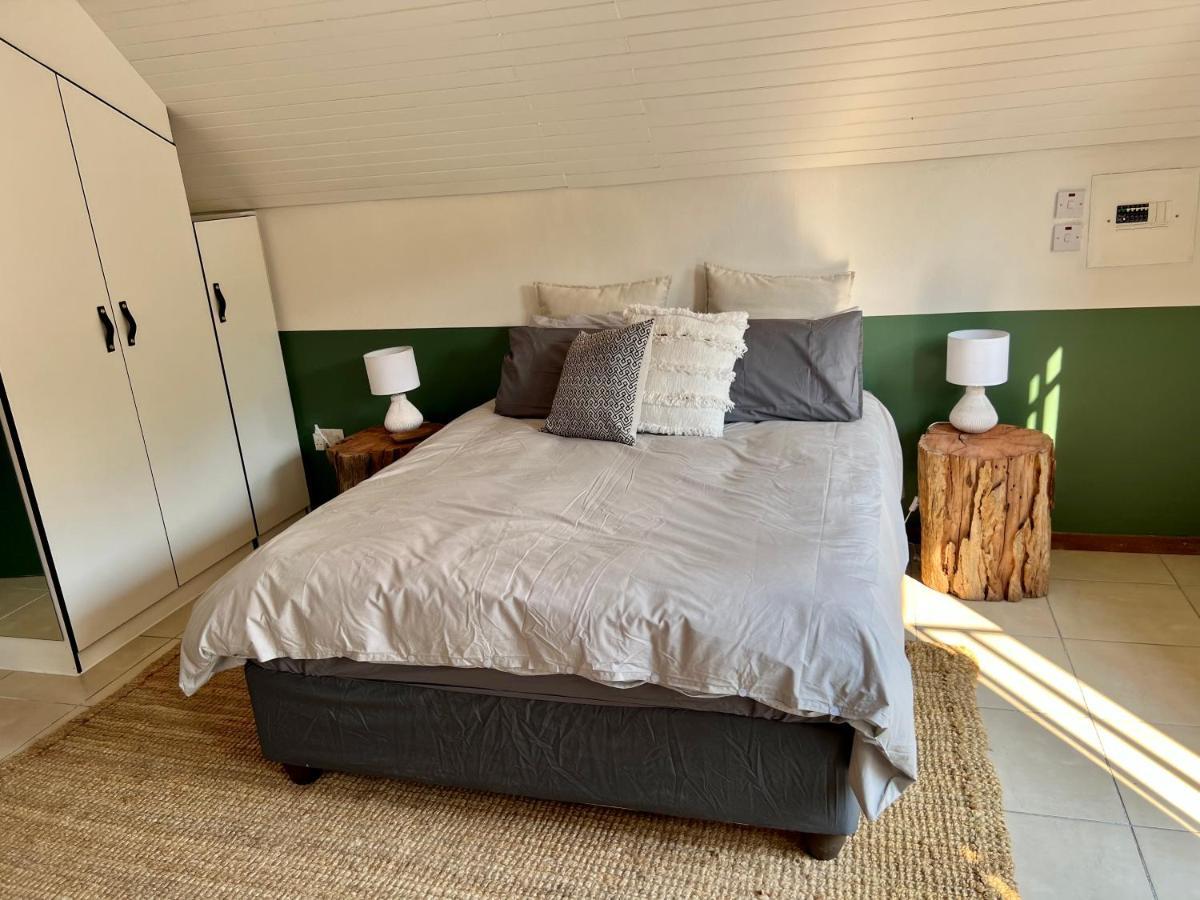 Cosy City Cottage Gaborone Ngoại thất bức ảnh