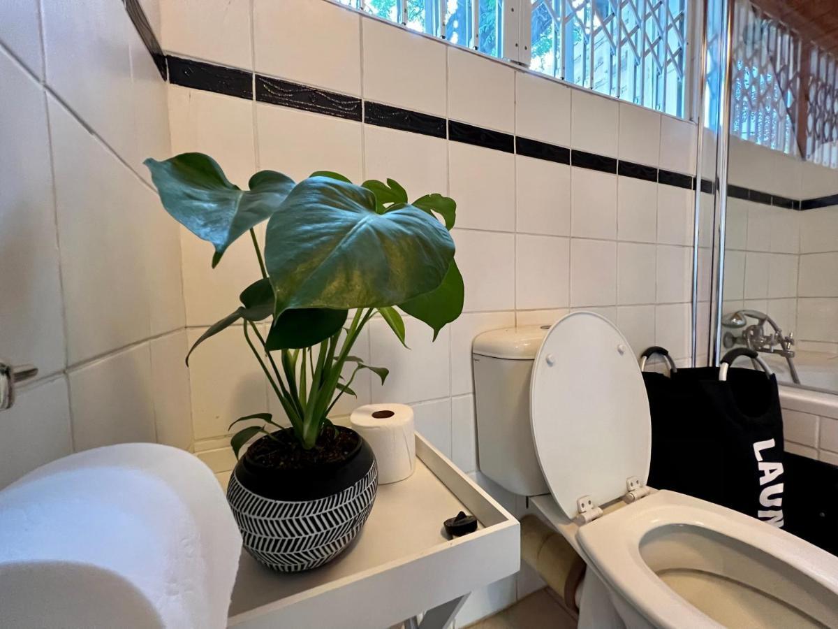 Cosy City Cottage Gaborone Ngoại thất bức ảnh