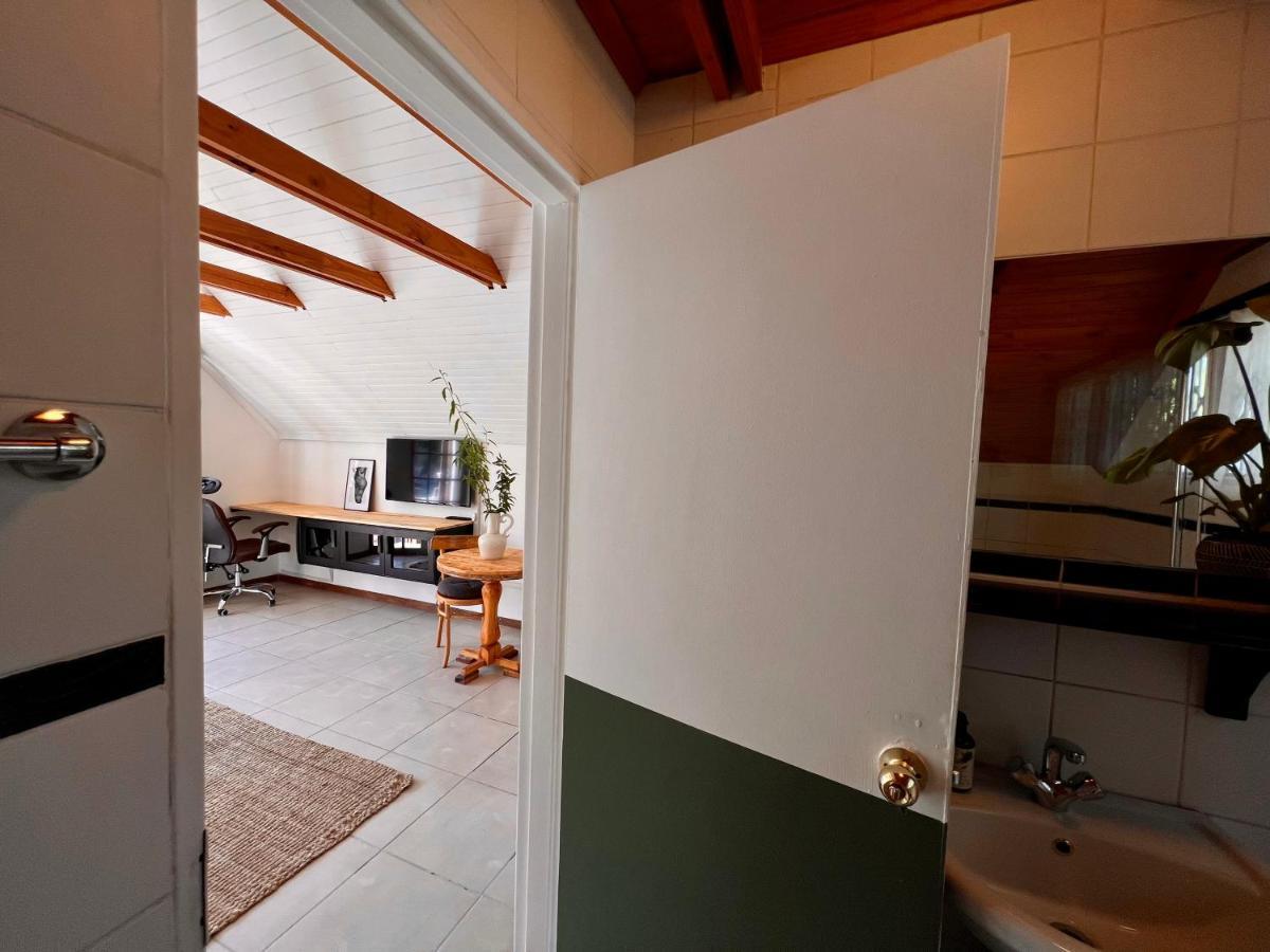 Cosy City Cottage Gaborone Ngoại thất bức ảnh